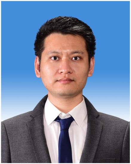 Dr. Feng Yongqi.jpg