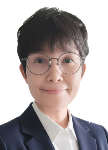 Ooi Bee Peng 3.jpg