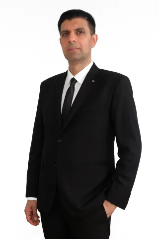 Ali